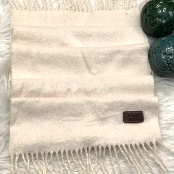 Scarf - Picture 2 of 6